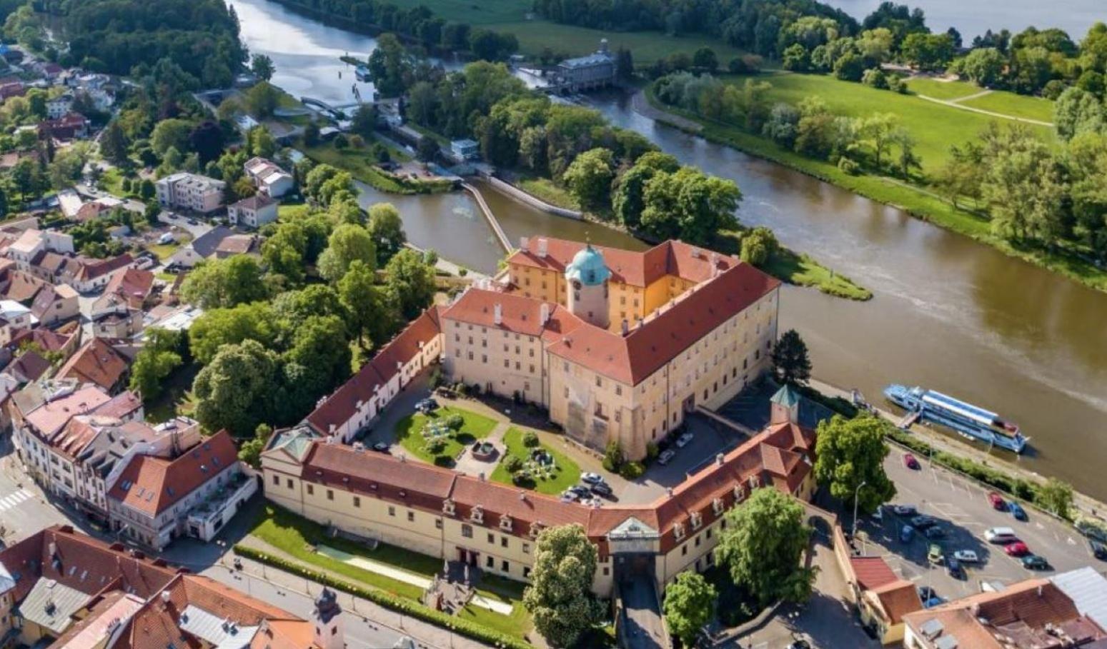 Apartment Spa And Fontain Poděbrady Exteriér fotografie